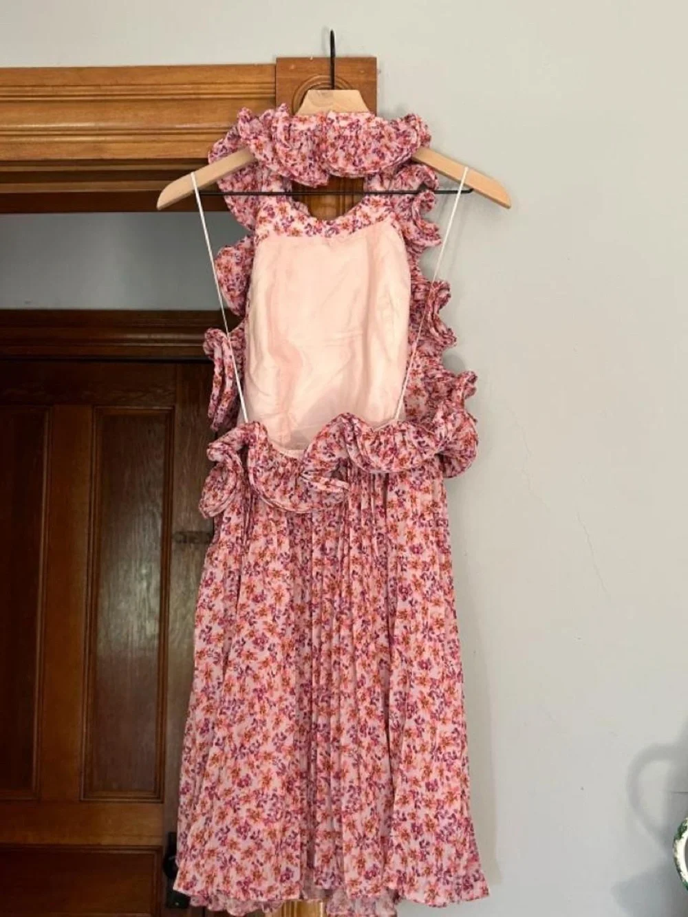 AMUR ruffled halter